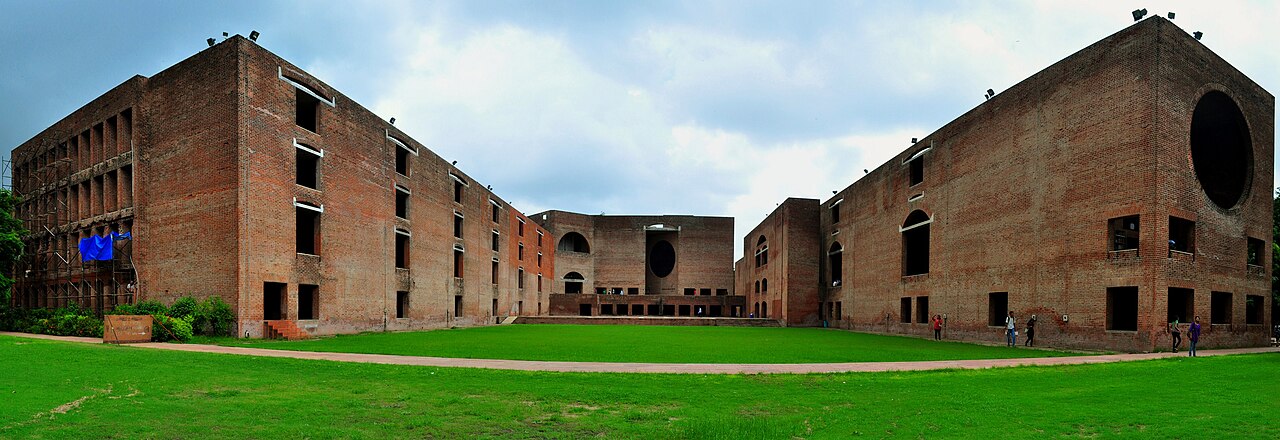 IIM Ahmedabad campus